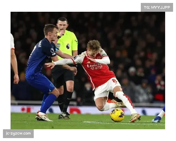 西汉姆联马夫罗帕诺斯凌空抽射锁定胜局,角球进攻战术奏效